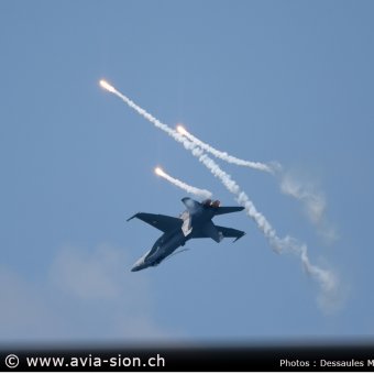 FA18 Display - 182