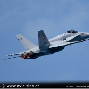 FA18 Display - 144