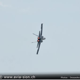 FA18 Display - 065